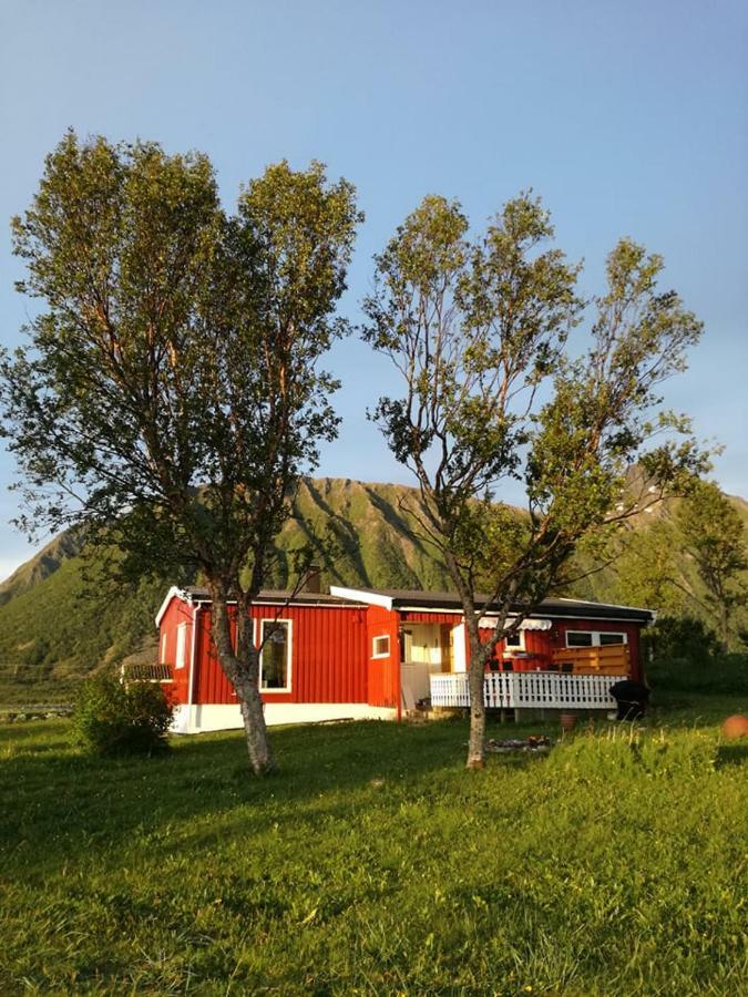Midnattsolveien 3158,Sommarhusstrand Laukvik Lofoten Norway Luaran gambar